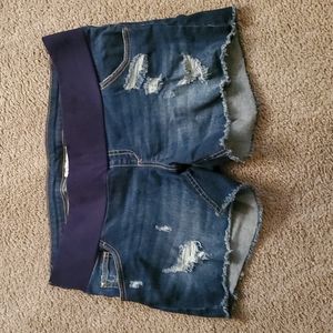 Jessica Simpson Maternity shorts